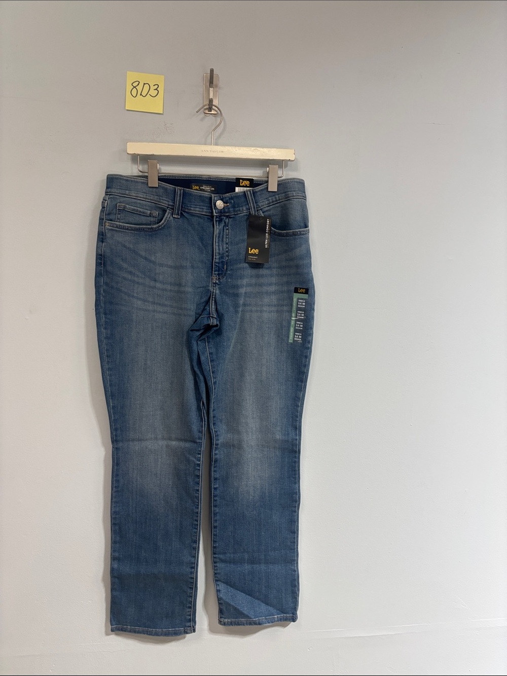 Lee regular fit mid rise NWT 14 jeans